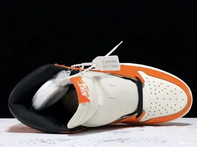HYPE 555088-113 Air Shattered 1 Backboard Jordan Away 0521